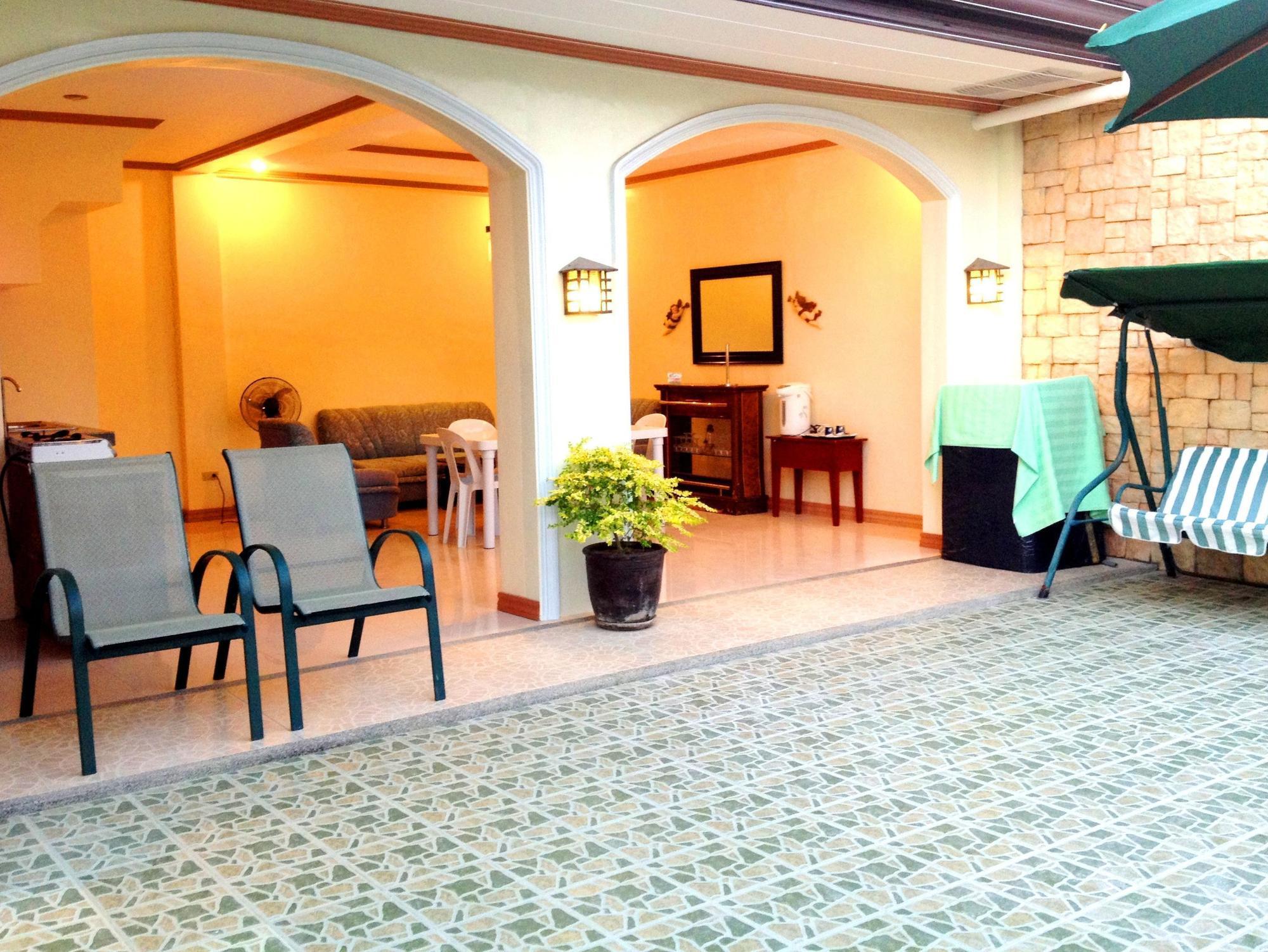 Casa D' Estrella Apartelle Balabag  Dış mekan fotoğraf