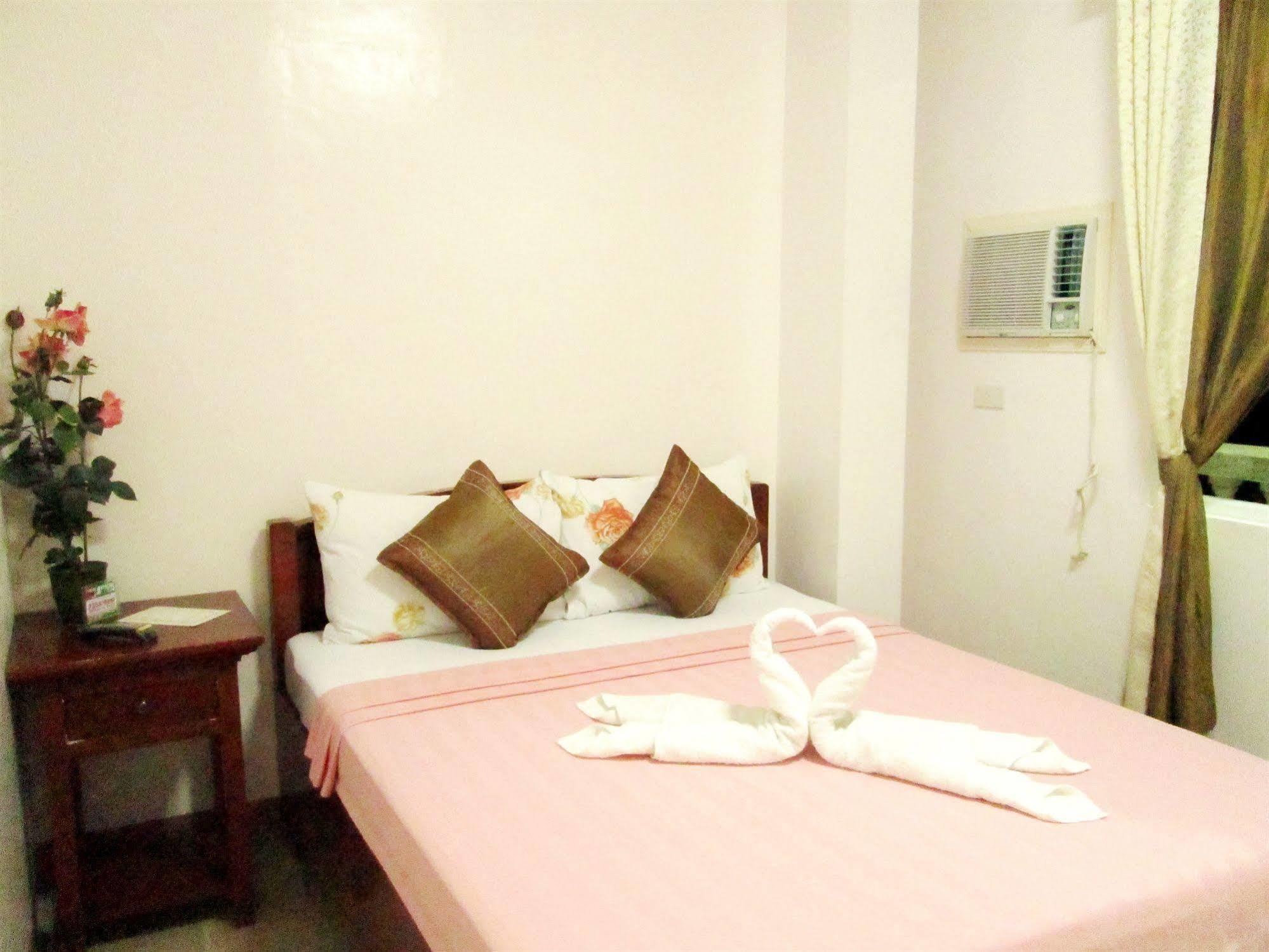 Casa D' Estrella Apartelle Balabag  Dış mekan fotoğraf