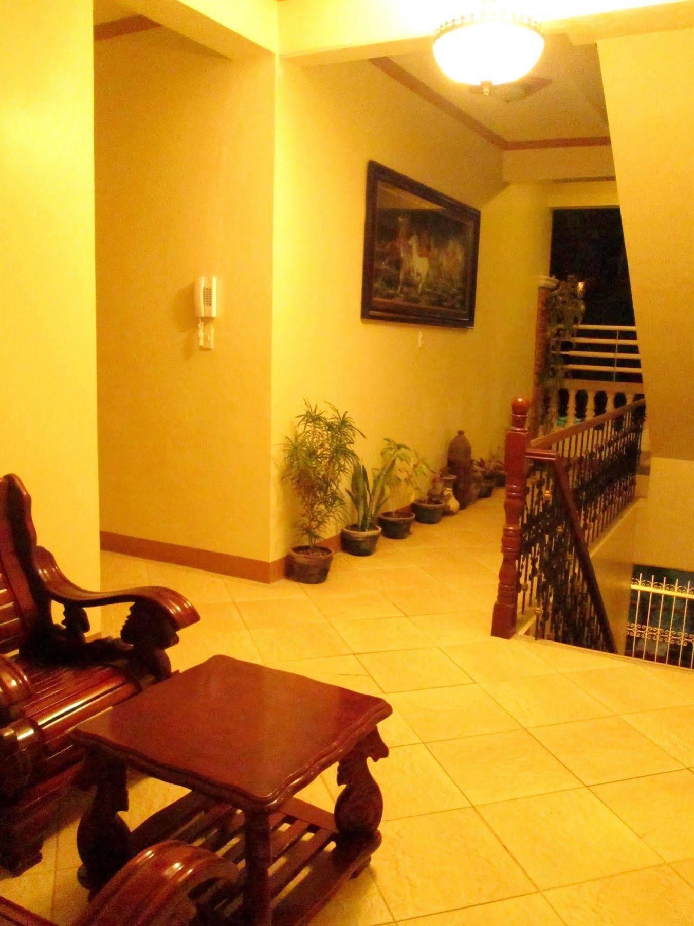 Casa D' Estrella Apartelle Balabag  Dış mekan fotoğraf