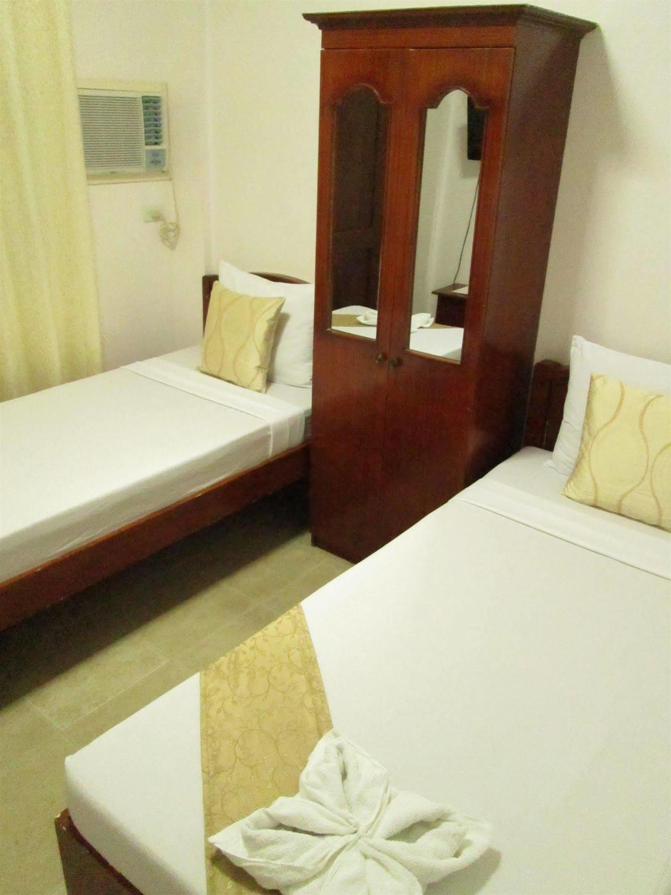 Casa D' Estrella Apartelle Balabag  Dış mekan fotoğraf